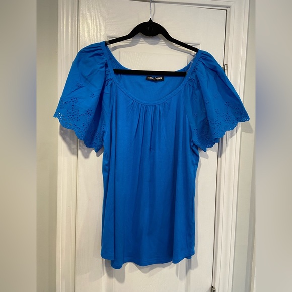 NWT Steve Madden Size XL Royal Blue Ribbed Stretch Top Cotton Eyelet Puff Sleeve - Picture 1 of 11
